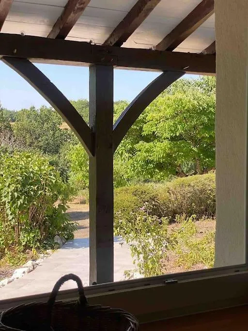 Peaceful Gite With Stunning Pool Near Market Town Montaigu-de-Quercy 0*,  Francie